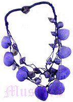 Shell necklace - click here for large view
